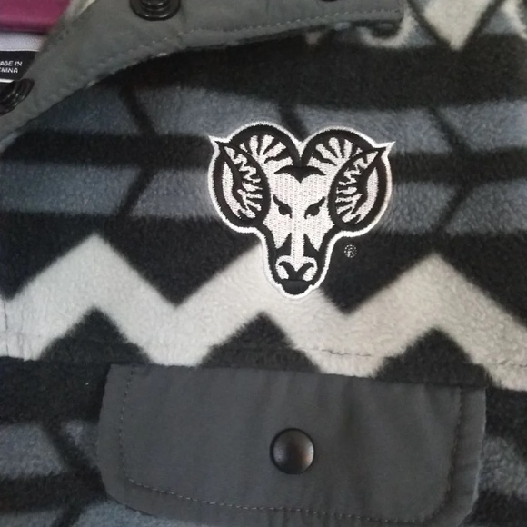 Top of the world by fanatics small LA Rams Aztec print quarter zip - Picture 2 of 3